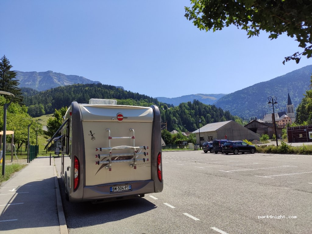 (73670) Saint-Pierre-d'Entremont - 3 Lotissement Roche Veyrand — foto