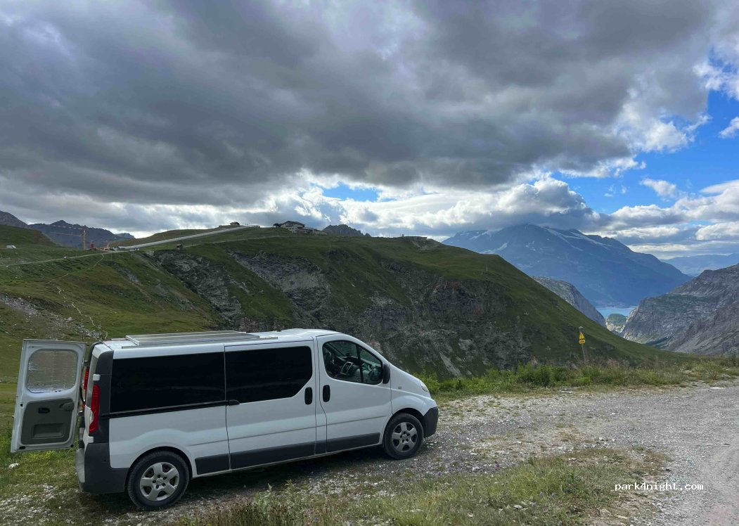 (73150) Val-d'Isère - D902 — foto 2