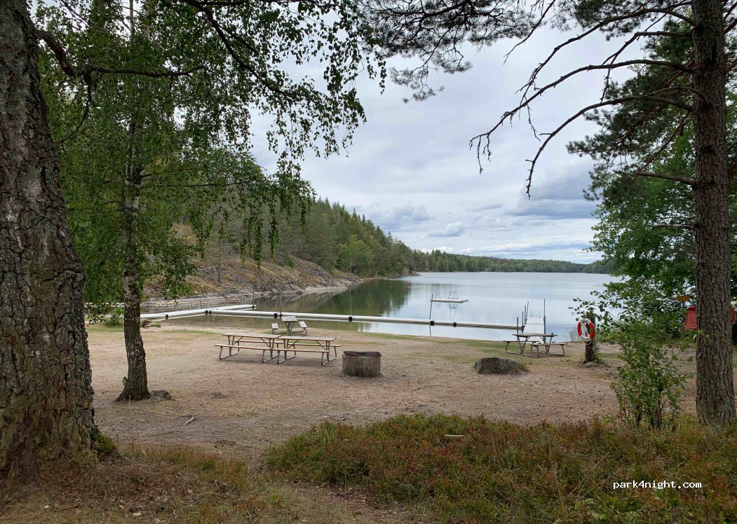 (610 60)  - 4 LÄSTRINGE BAGGEBOL — foto