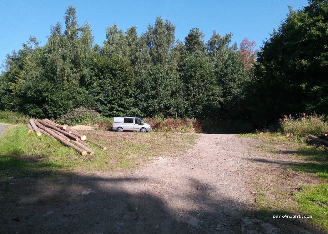 (92715) Püchersreuth - Unnamed Road — foto