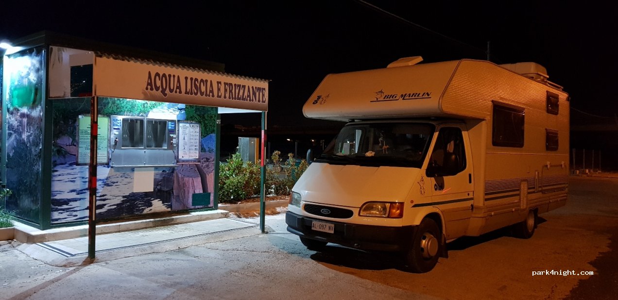 (72100) Brindisi - 71 Strada Comunale 80 — foto