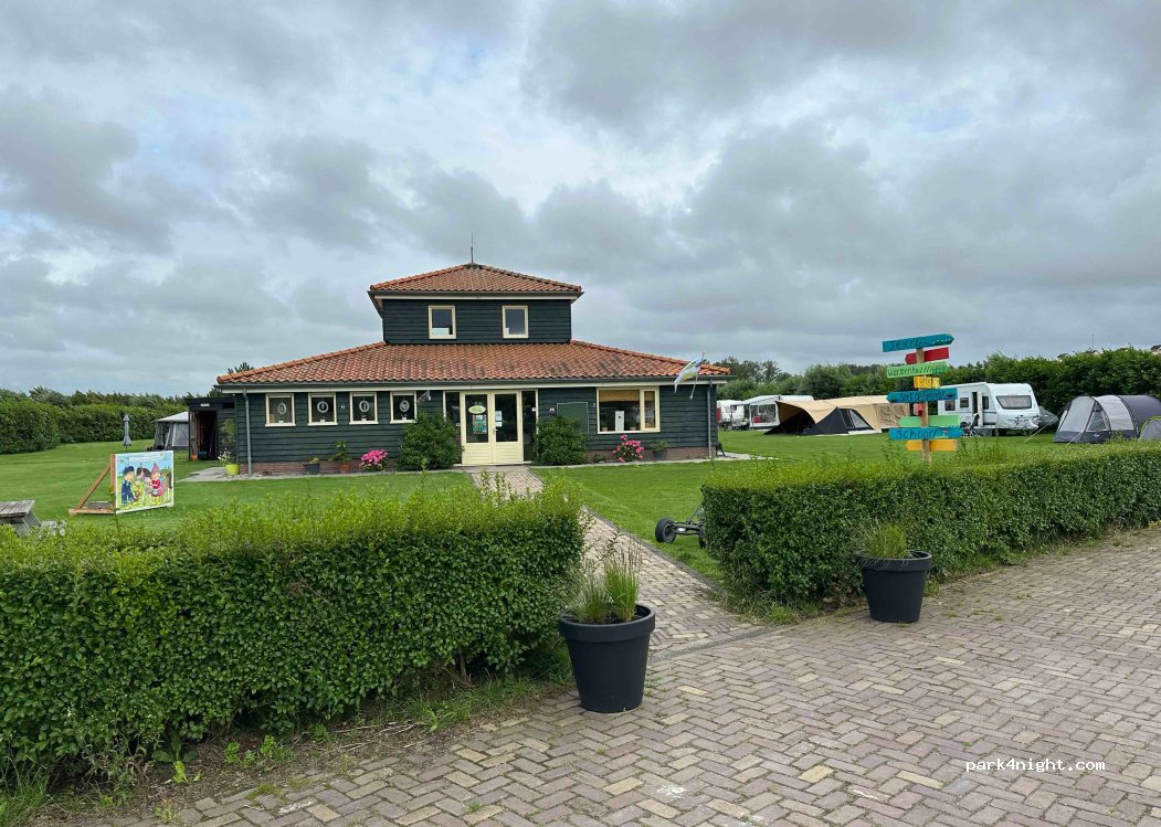 Camping De Kolibrie — foto