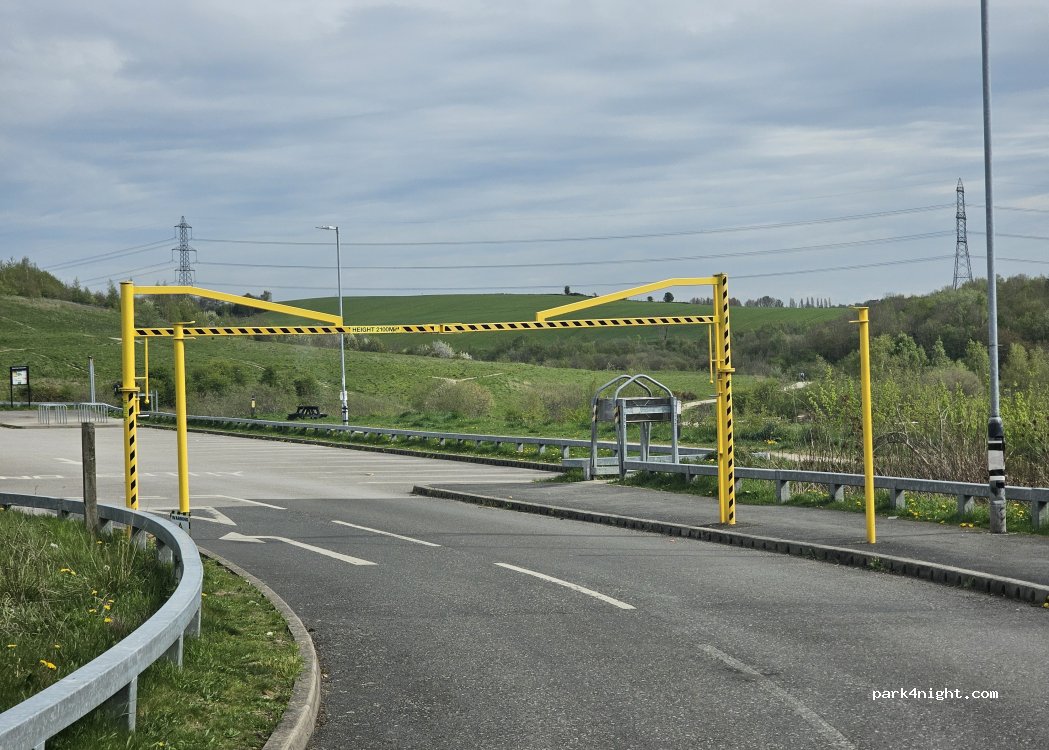 (S71 4BB) Royston - Lund Hill Lane — foto 3