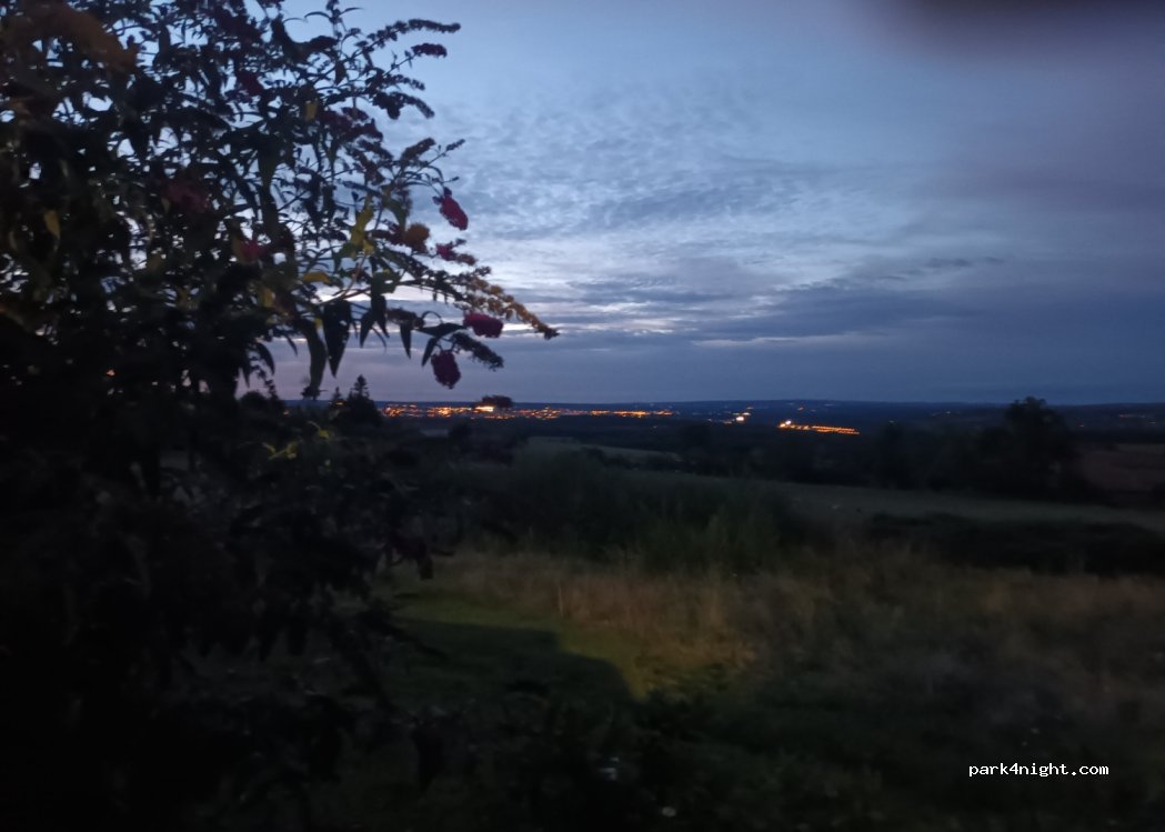 (42123) Saint-Cyr-de-Favières - — foto 2
