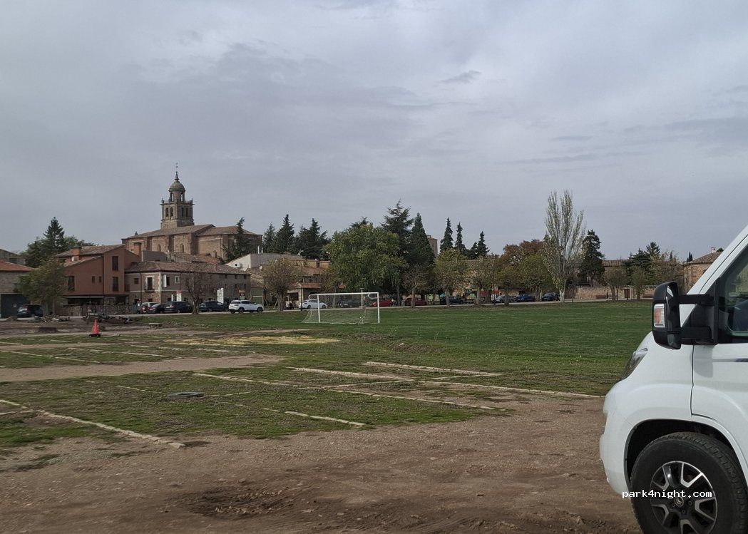 (42240) Medinaceli - 14 Calle Campo de San Nicolás — foto 4
