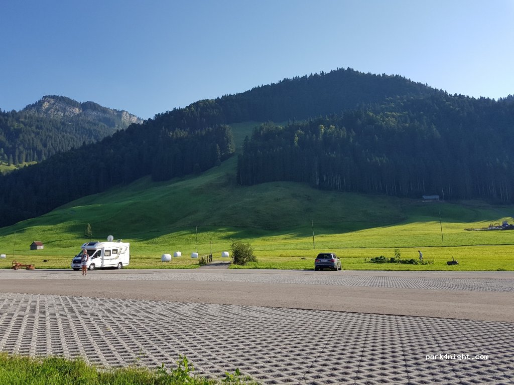 (8845) Unteriberg - 9 Dörflistrasse — foto 2