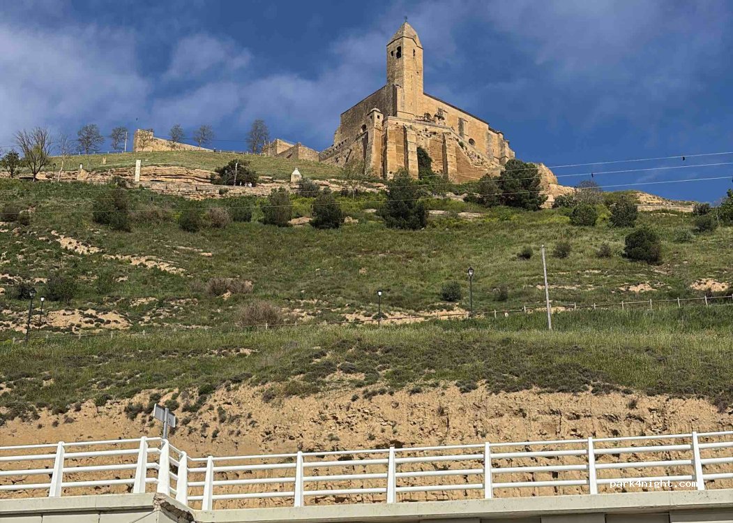 Área de autocaravanas San Vicente de la Sonsierra | Entrepuentes — foto 4