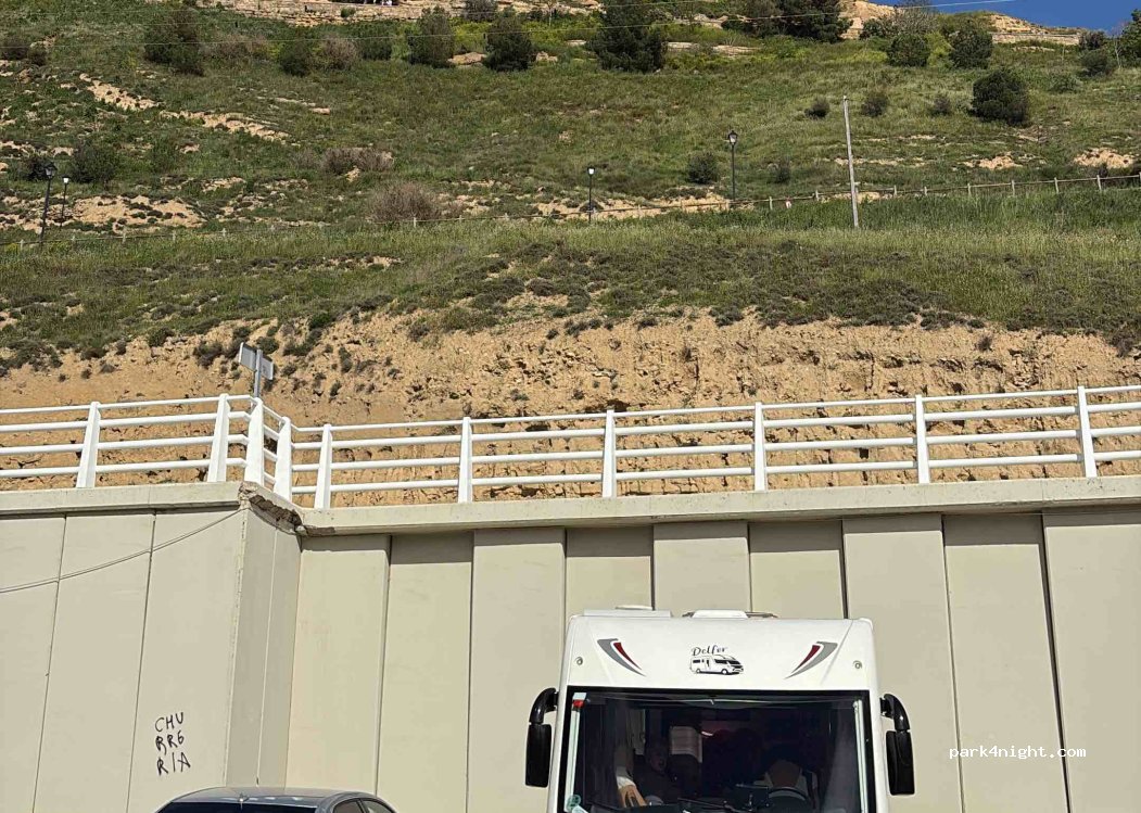 Área de autocaravanas San Vicente de la Sonsierra | Entrepuentes — foto 5