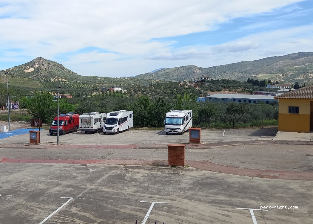 Área autocaravanas Priego de Córdoba — foto 4