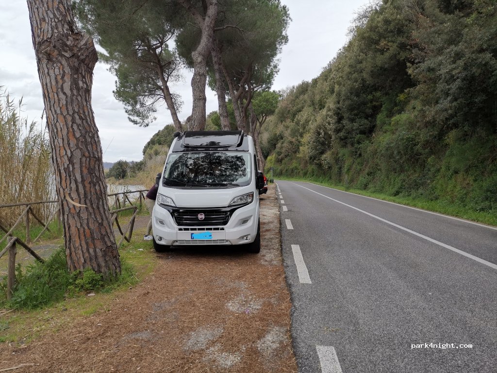 (00123) Roma - 40 Strada Provinciale 12b — foto 2