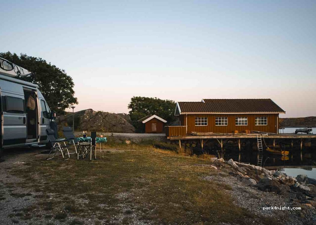 (471 98) Rösselvik - Rösselviksvägen — foto
