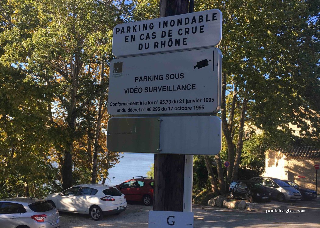 (30400) Villeneuve-lès-Avignon - 35 Avenue Gabriel Péri — foto 2