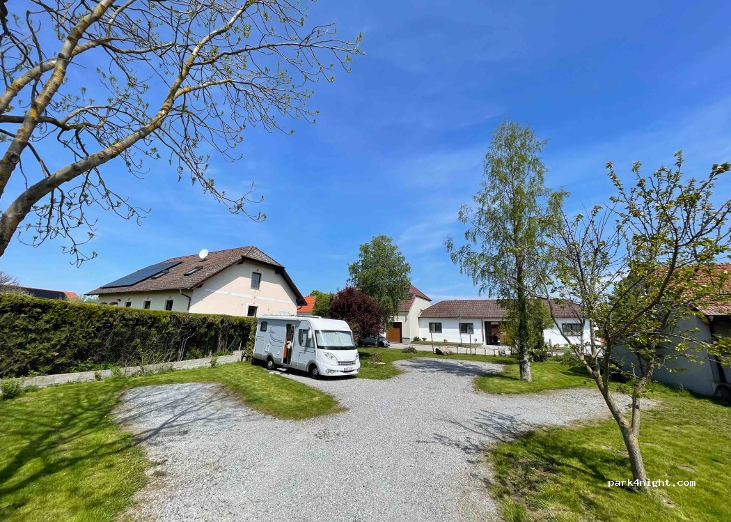 Stellplatz für Wohnmobile — foto 3