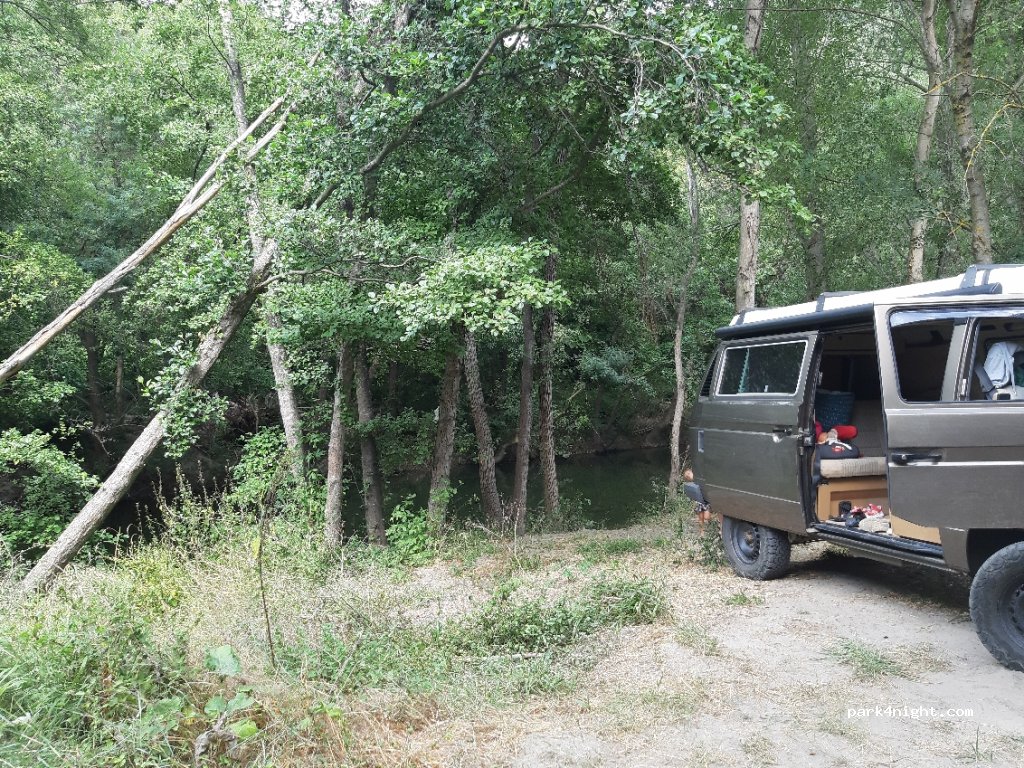 (66220) Ansignan - D619 — foto