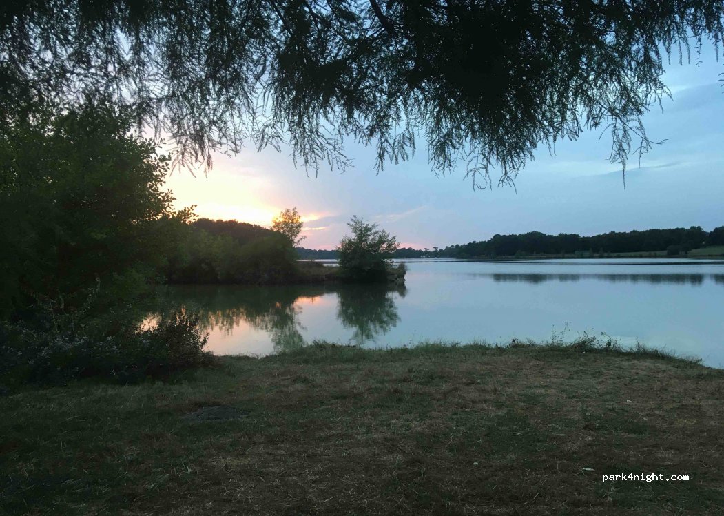 (32150) Cazaubon - Unnamed Road — foto 2
