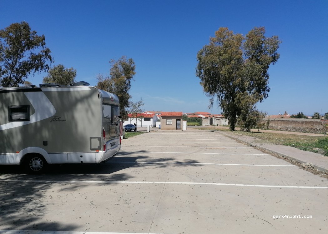 (06950) Villagarcía de la Torre - 9 Plaza Nueva — foto 4
