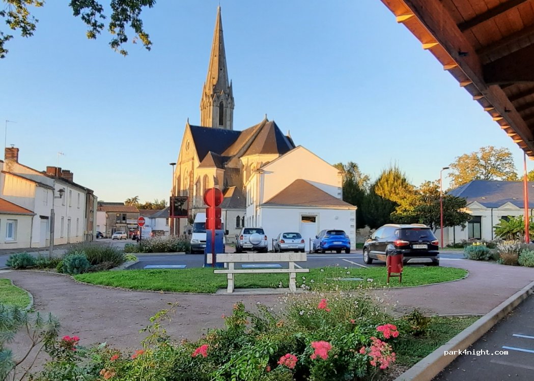(44270) Saint-Même-le-Tenu - 7 Rue de la ville en Bois — foto 3