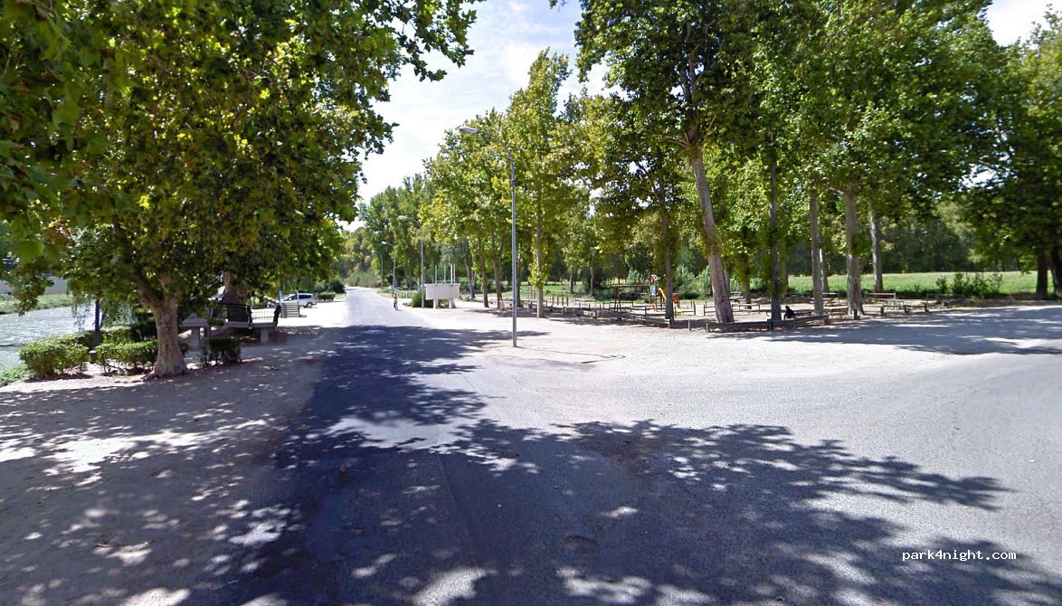 (28300) Aranjuez - 2 Plaza Jardines Histórico Art — foto