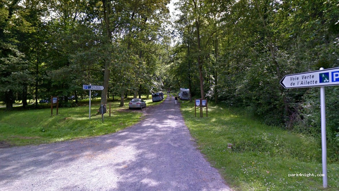 (02860) Bouconville-Vauclair - D886 — foto