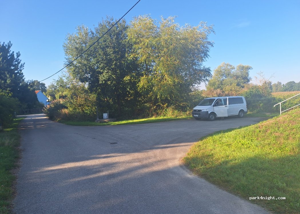 (373 41) Hrdějovice - — foto 2