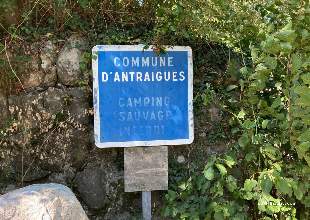 (07530) Vallées-d'Antraigues-Asperjoc - Le Village — foto 4