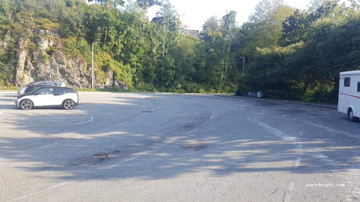(5232) Bergen - 11C Hopsåsen — foto