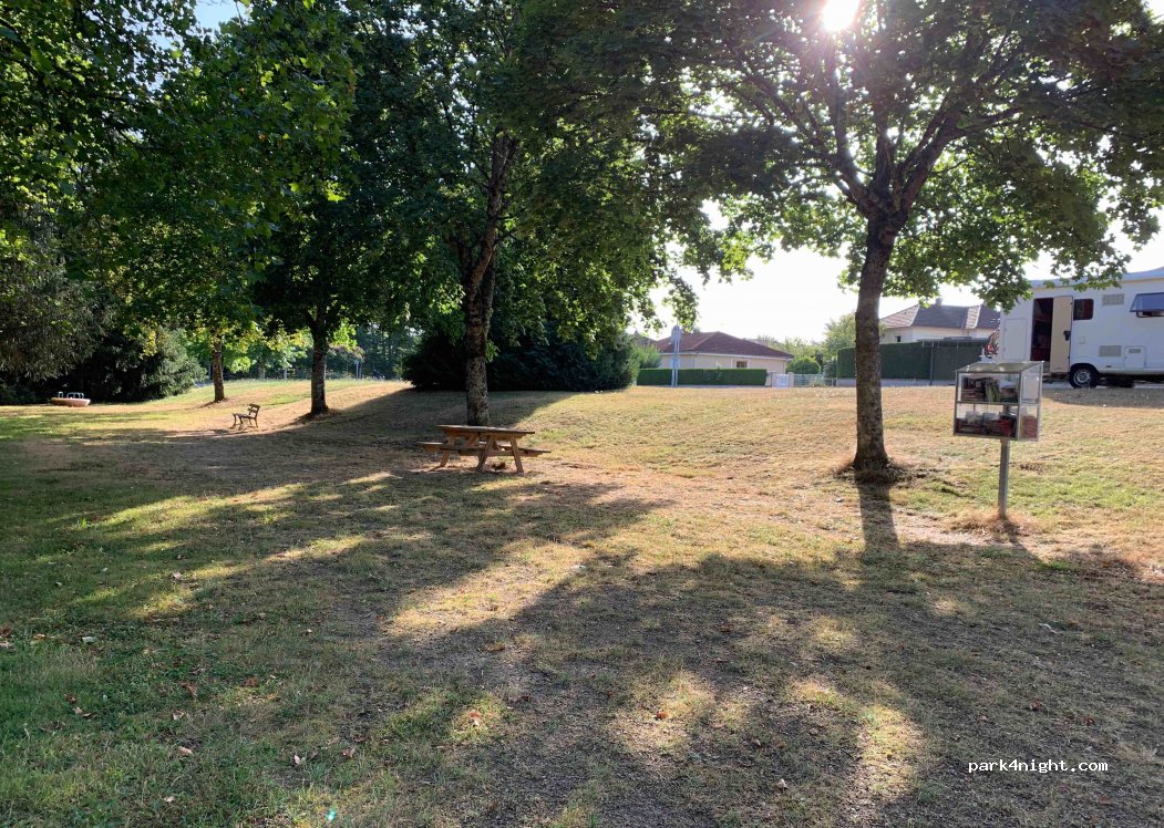 (87220) Feytiat - 7 Boulevard Albert Camus — foto