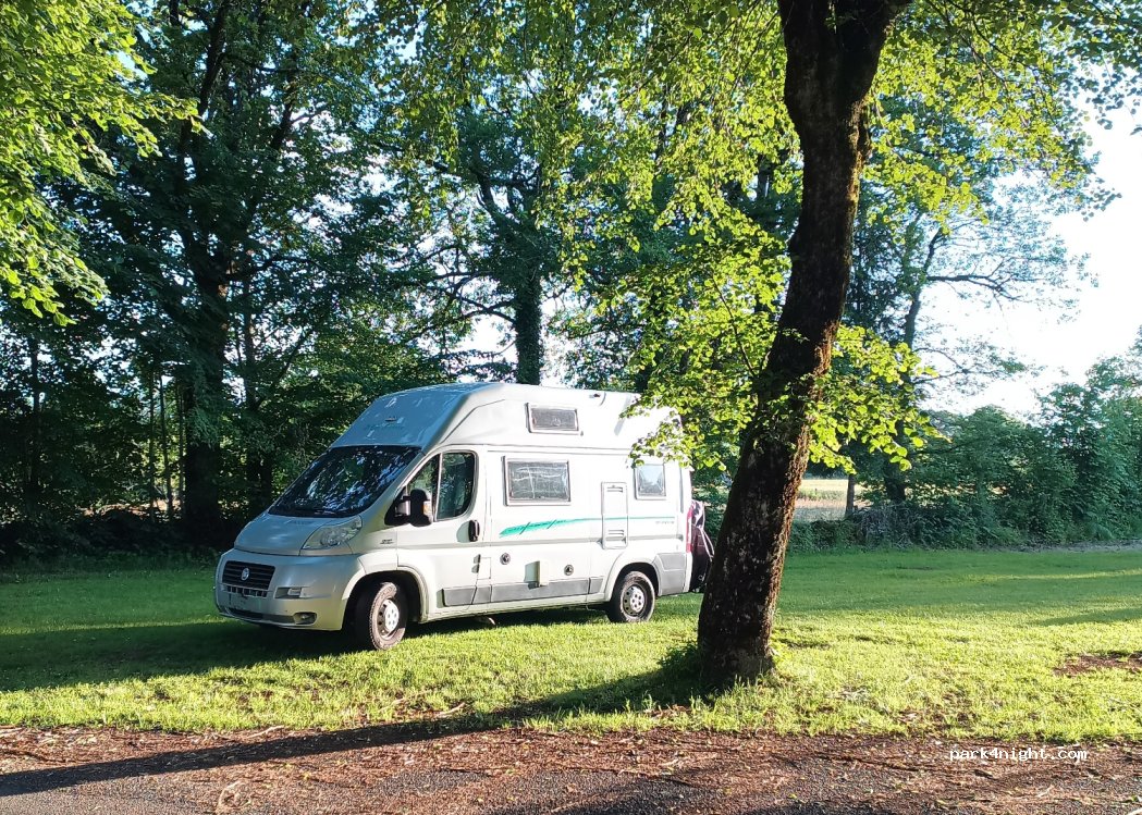 (12600) Lacroix-Barrez - La Prade — foto 4