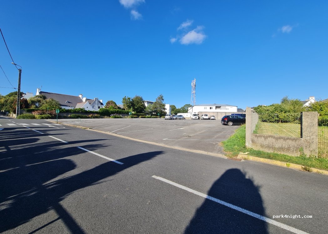 (29160) Crozon - Rue du cre — foto 2