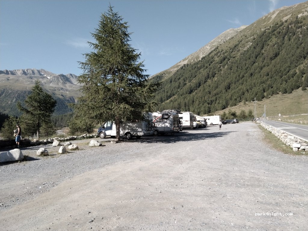 (23030) Livigno - 12 Via Forcola — foto