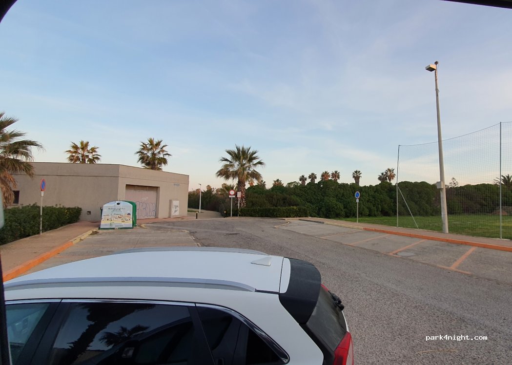 (11520) Rota - 15 Calle Peña del Águila — foto 2