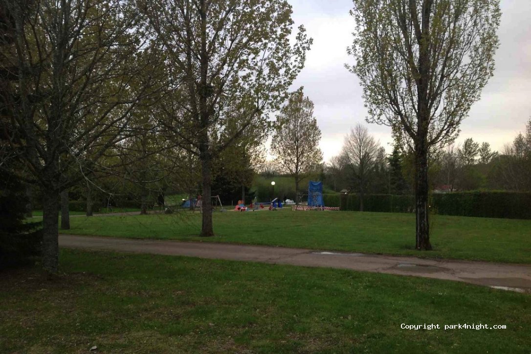 Camping ONLYCAMP de Saulieu*** — foto