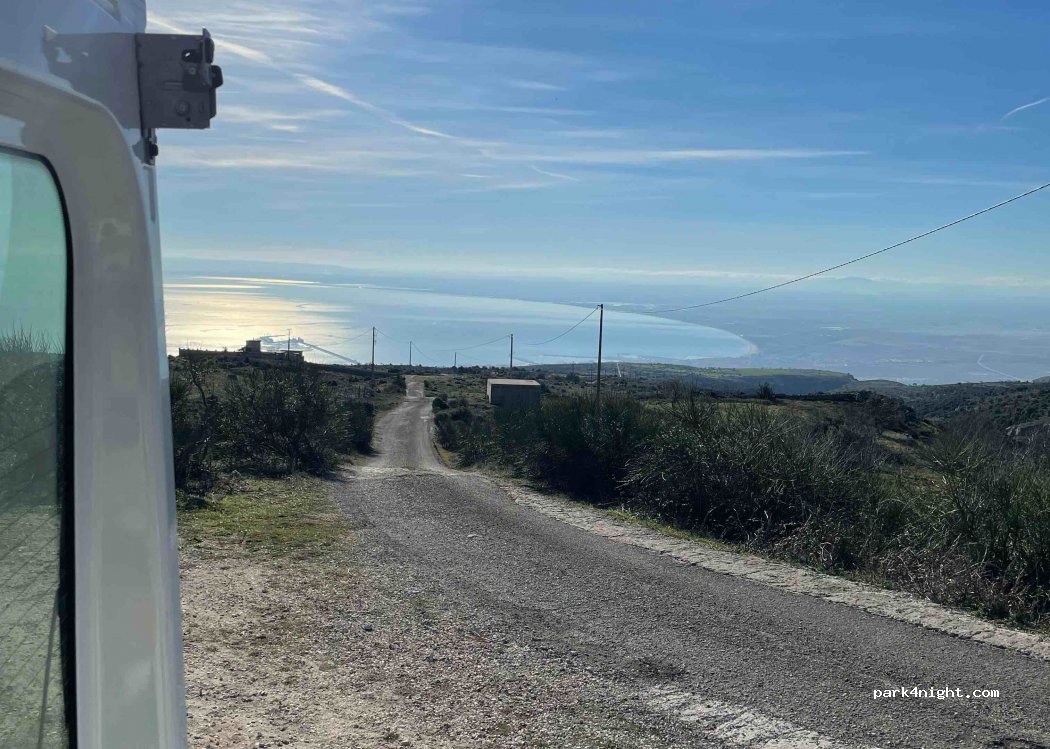(71037) Monte Sant'Angelo - Unnamed Road — foto