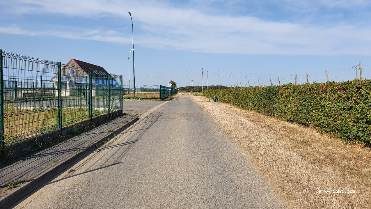 (60290) Cambronne-lès-Clermont - 145 Rue de l'Epinette — foto 2