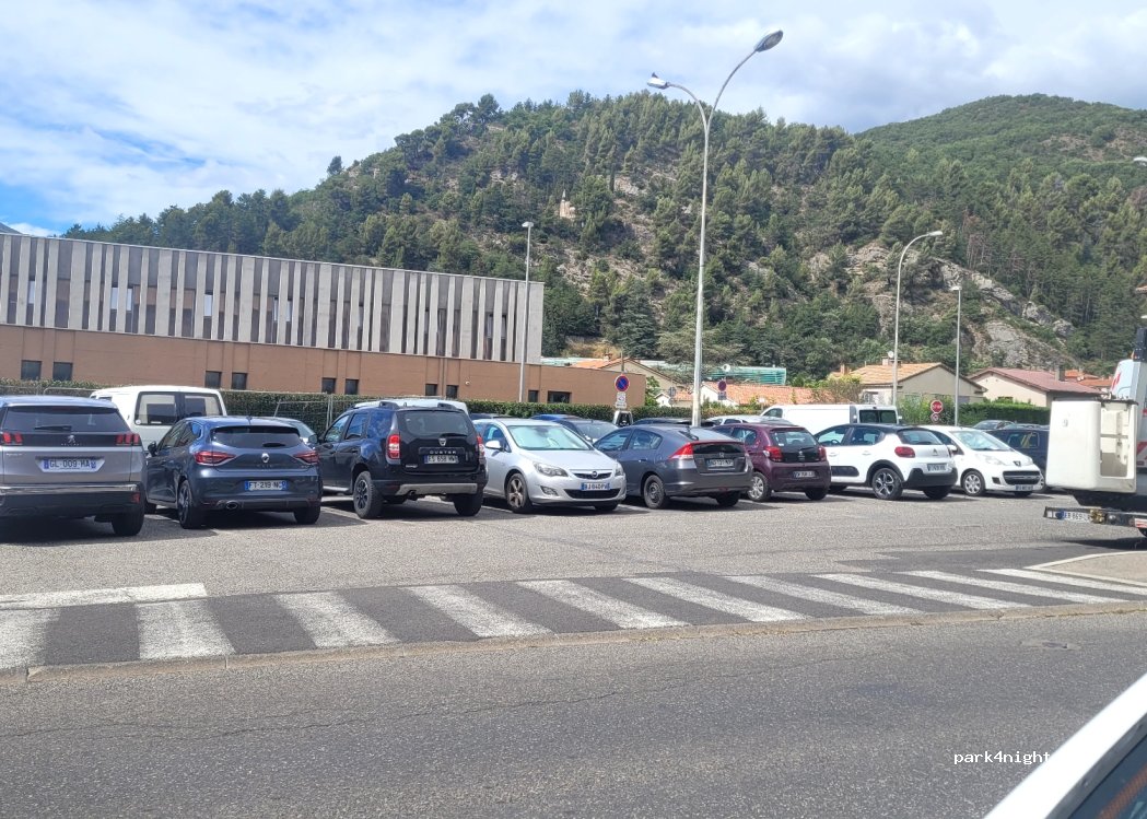 (04000) Digne-les-Bains - 76 Boulevard Gassendi — foto 2