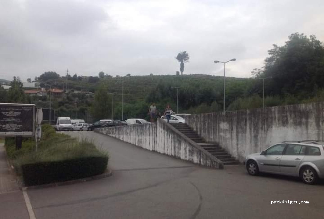 (4810-534) Guimarães - 1282 Avenida Dom João IV — foto 3