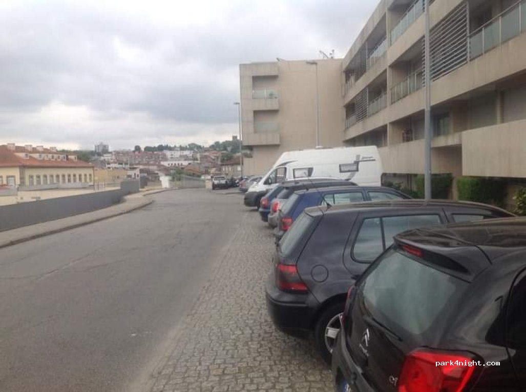 (4835-010) Guimarães - 703 Rua Professor Abel Salazar — foto 2