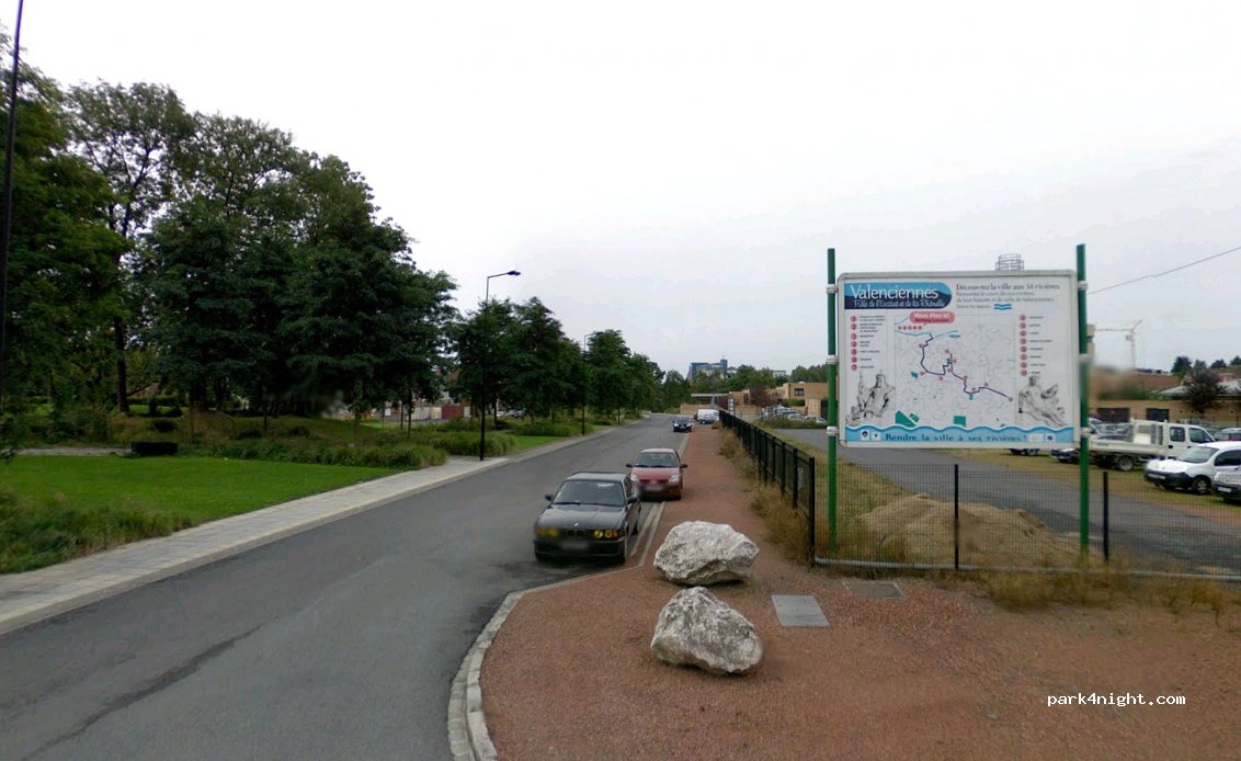 (59300) Valenciennes - Rue de Roubaix — foto 2