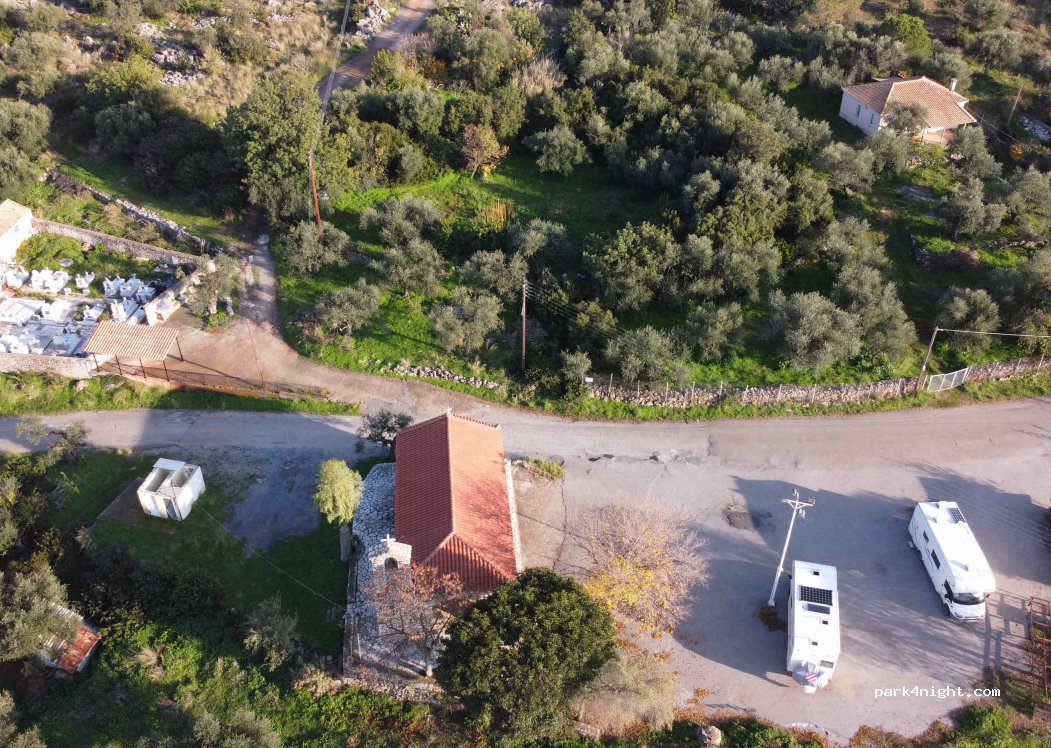 (241 00) Avia - Epar.Od. Kalamatas - Areopolis — foto