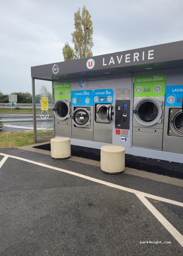 (44310) Saint-Philbert-de-Grand-Lieu - D117 — foto