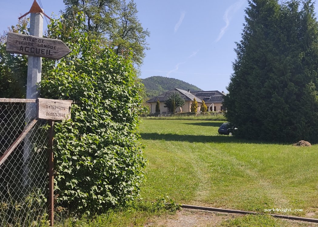 (38710) Mens - Pierre Longue et Tourrond — foto 2