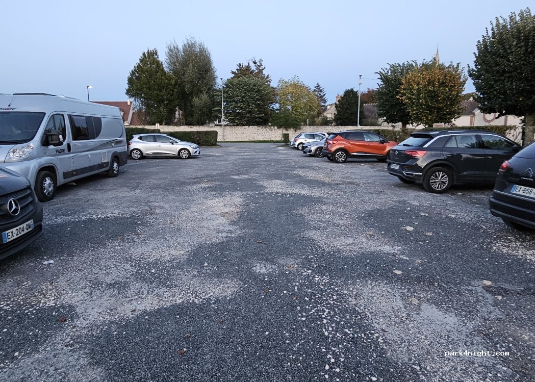 (77950) Moisenay - Chemin de la Porte des Champs — foto 3