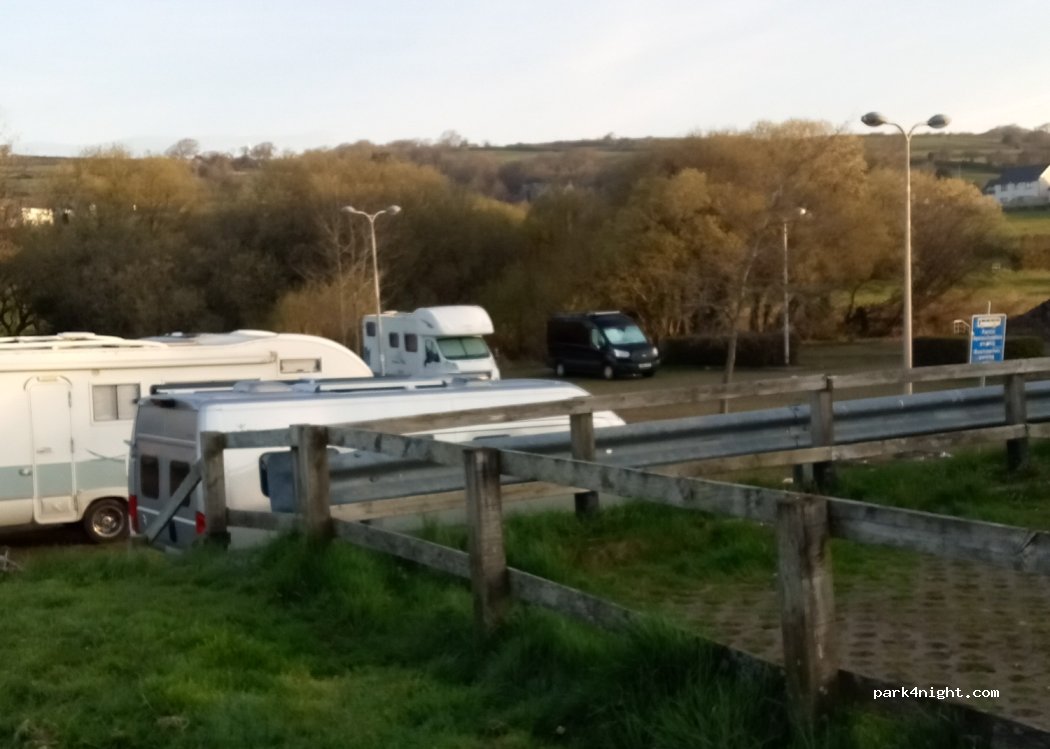 (SA17 4UU) Kidwelly - 35 Bridge Street — foto 3