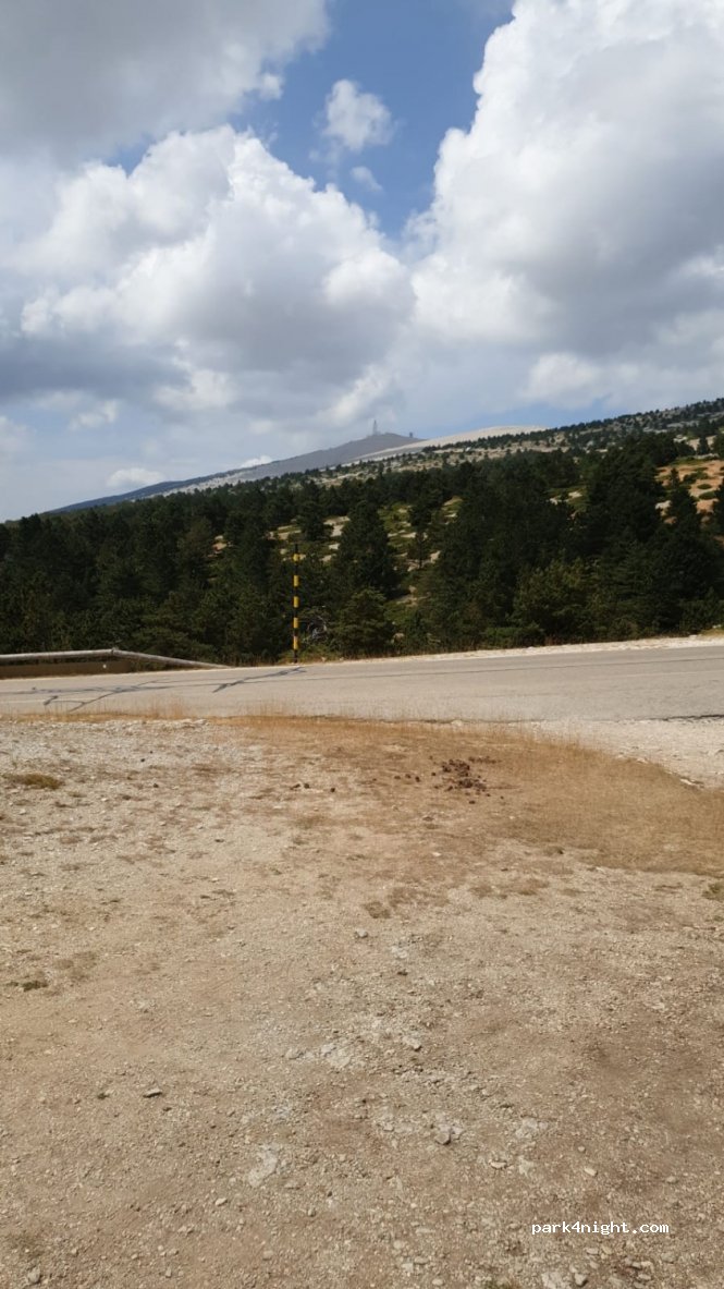 (84410) Bédoin - D974 — foto