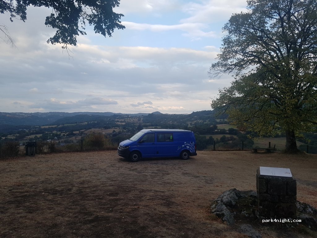 (15240) Le Monteil - Chastel — foto