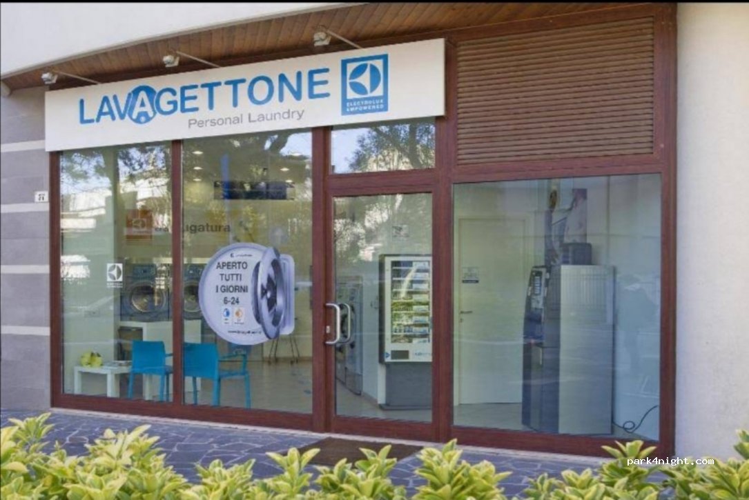 (47841) Cattolica - 27 Via del Prete — foto
