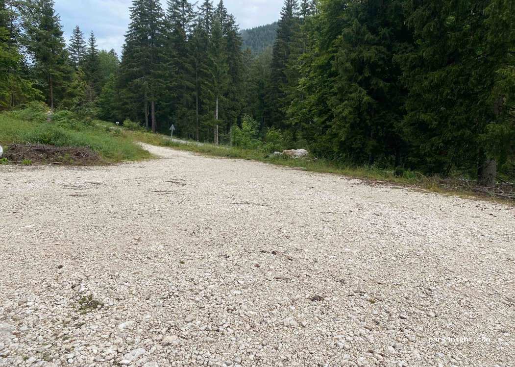(33010) Chiusaforte - Strada Provinciale 76 — foto 2