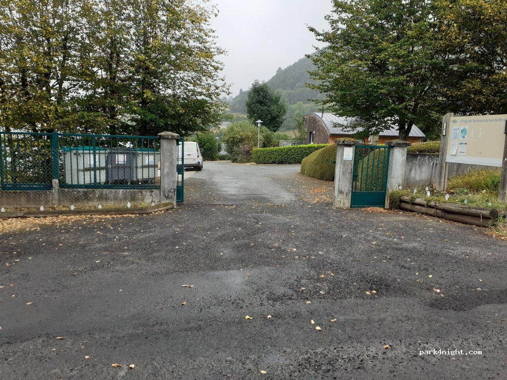 Camping Village Vacances du Lac de Menet — foto 2