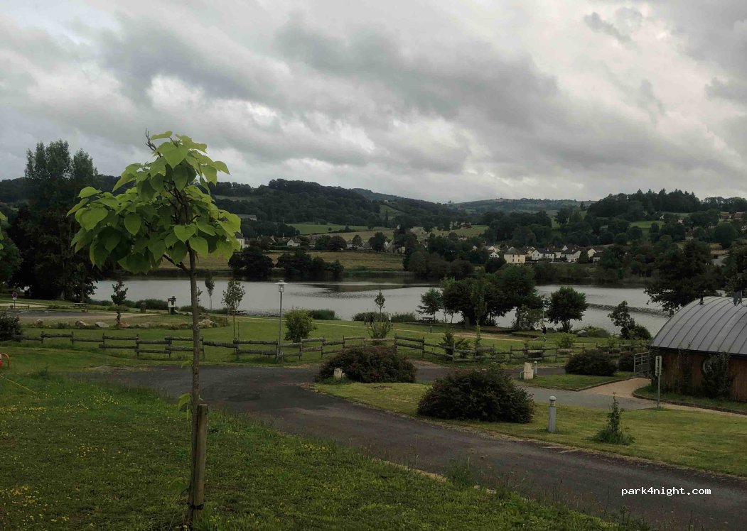 Camping Village Vacances du Lac de Menet — foto 4
