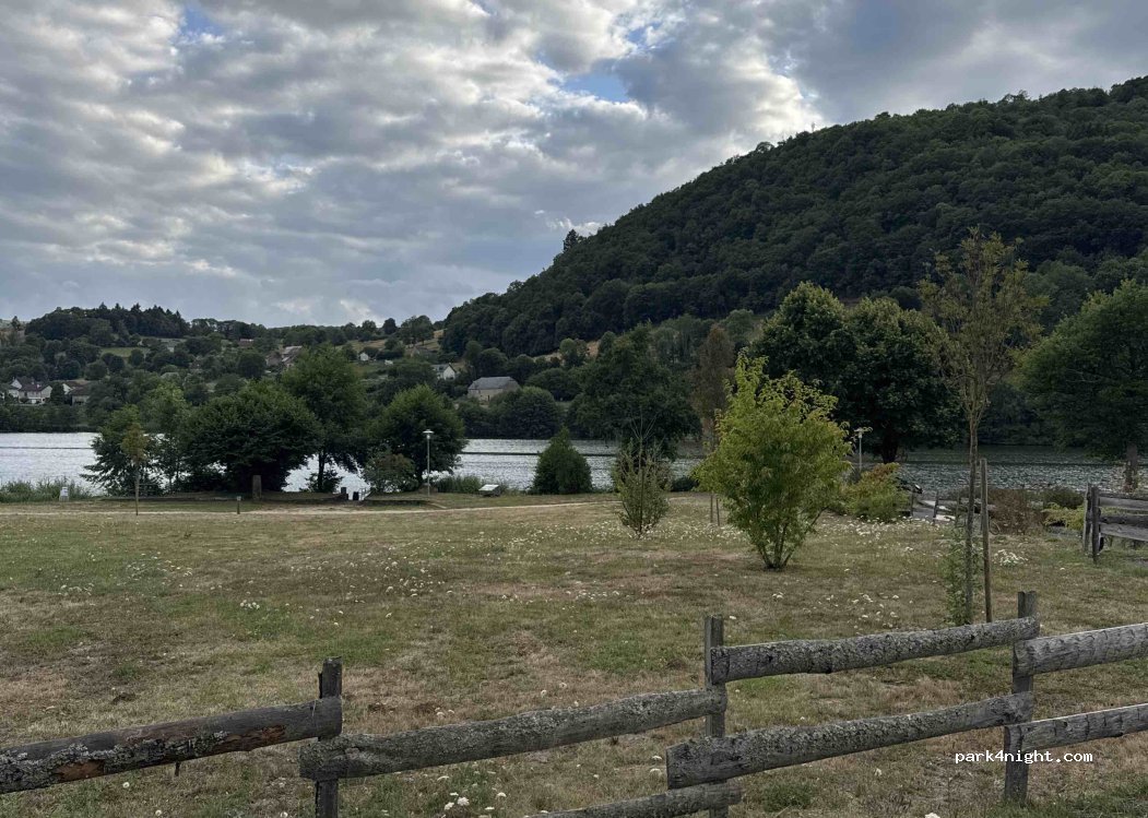 Camping Village Vacances du Lac de Menet — foto 5